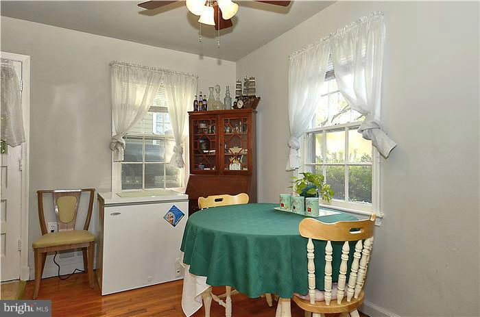 1526 Hanby Street Silver Spring, MD 20902 - Photo 6 of 19 Dining Room