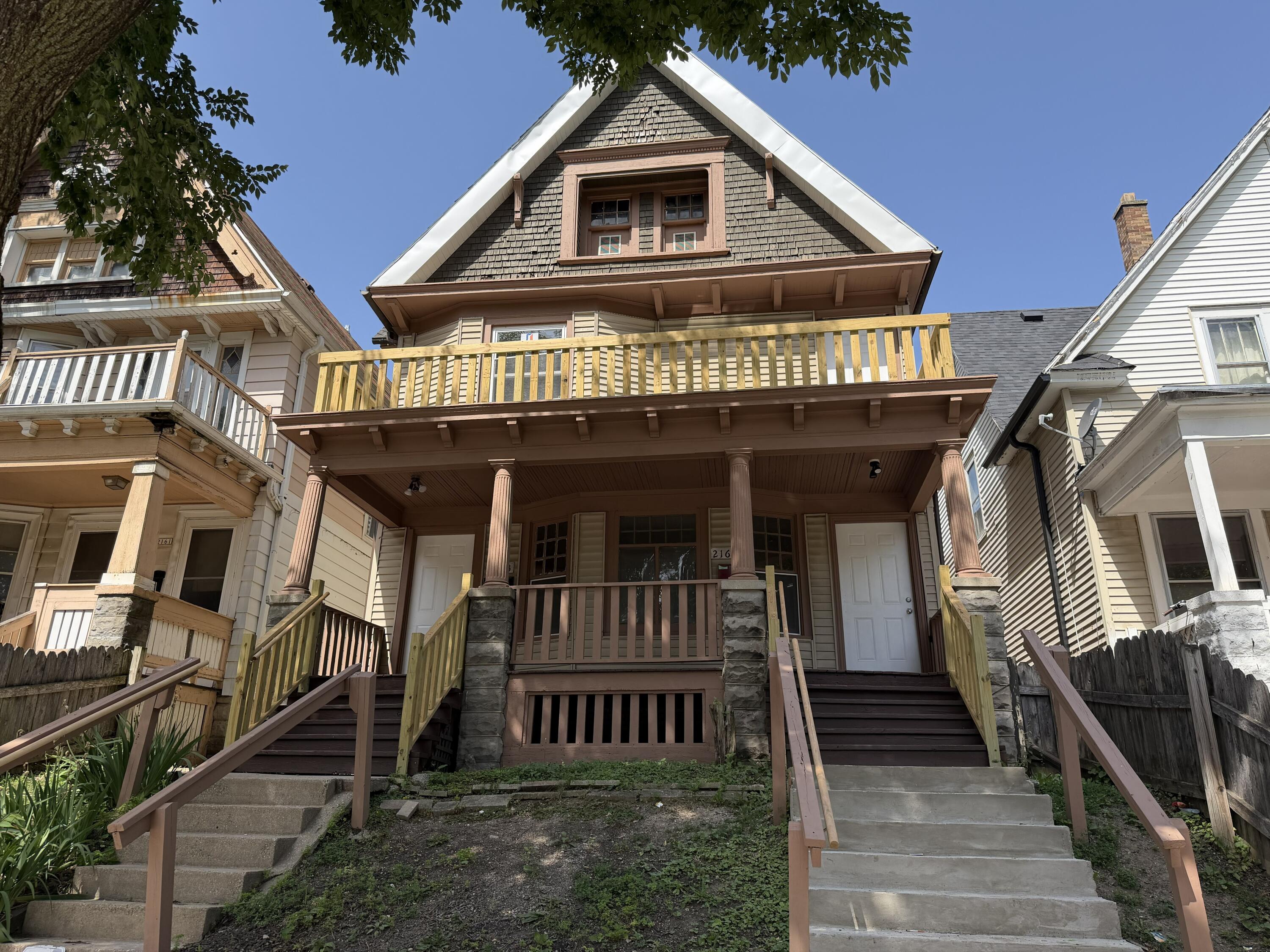 2163 North 41st Street Milwaukee, WI 53208 - Photo 1 of 11 IMG_3044
