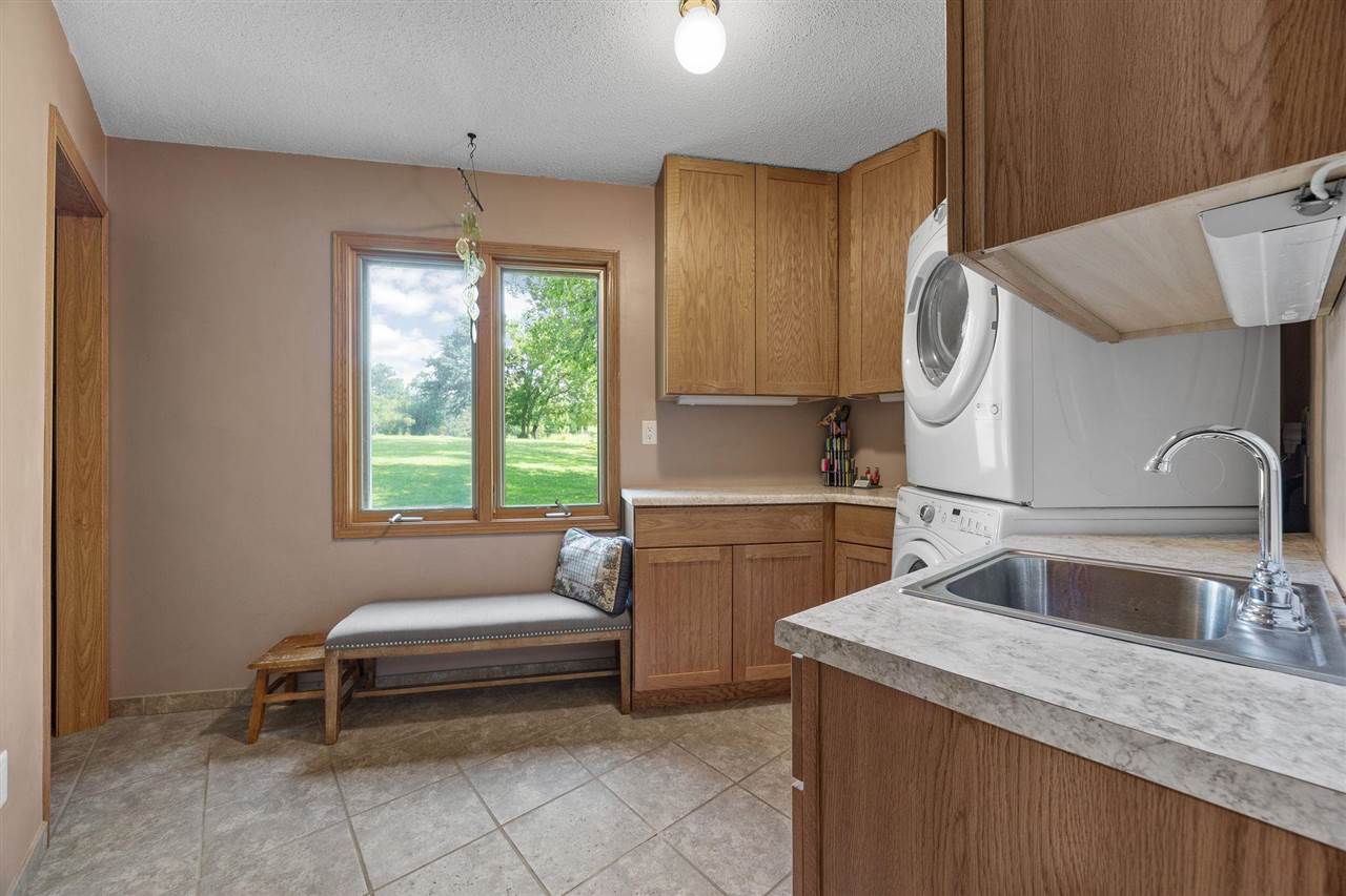 1951 Lake Manor Road Northeast Solon, IA 52333 - Photo 24 of 51 Gallery Image 24
