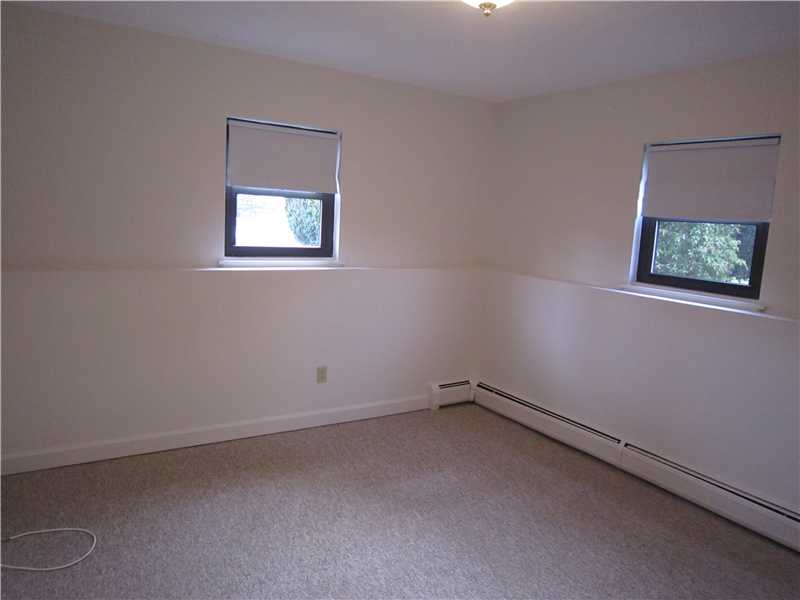 200 Old River Road, Unit 1 Lincoln, RI 02865 - Photo 6 of 7 Bedroom.