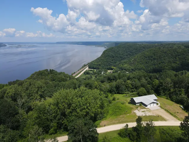 $575,000 | 59144 Lucky Lane, Seneca, WI 54626