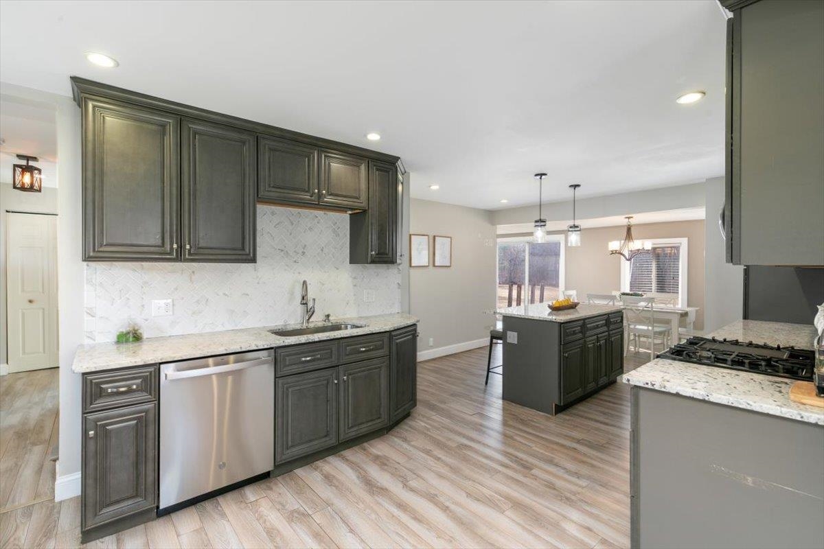 60 Town Farm Road Salem, NH 03079 - Photo 17 of 38