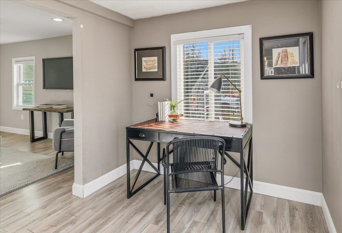 60 Town Farm Road Salem, NH 03079 - Photo 8 of 38