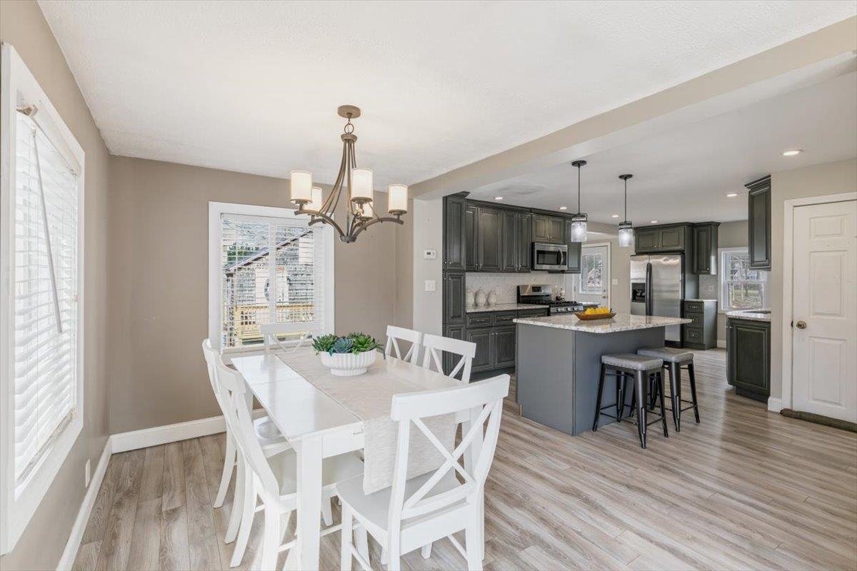 60 Town Farm Road Salem, NH 03079 - Photo 9 of 38