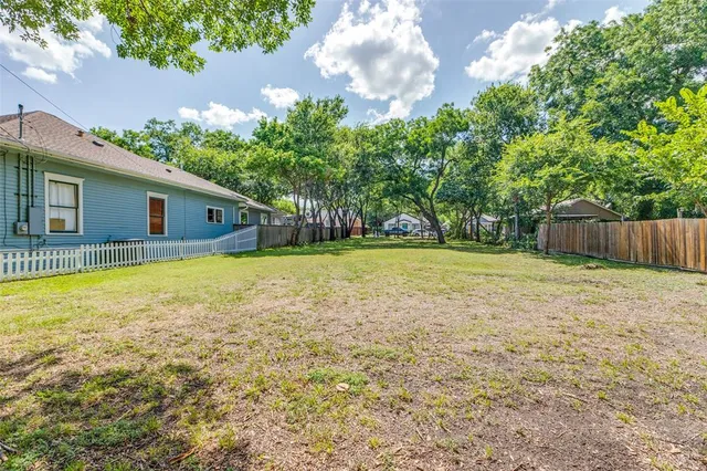 $399,000 | 605 North Kentucky Street, McKinney, TX 75069