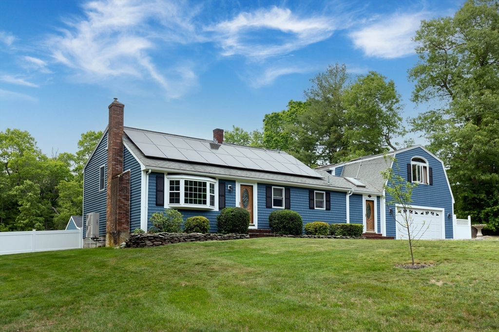 244 Holmes Street Halifax, MA 02338 - Photo 4 of 42
