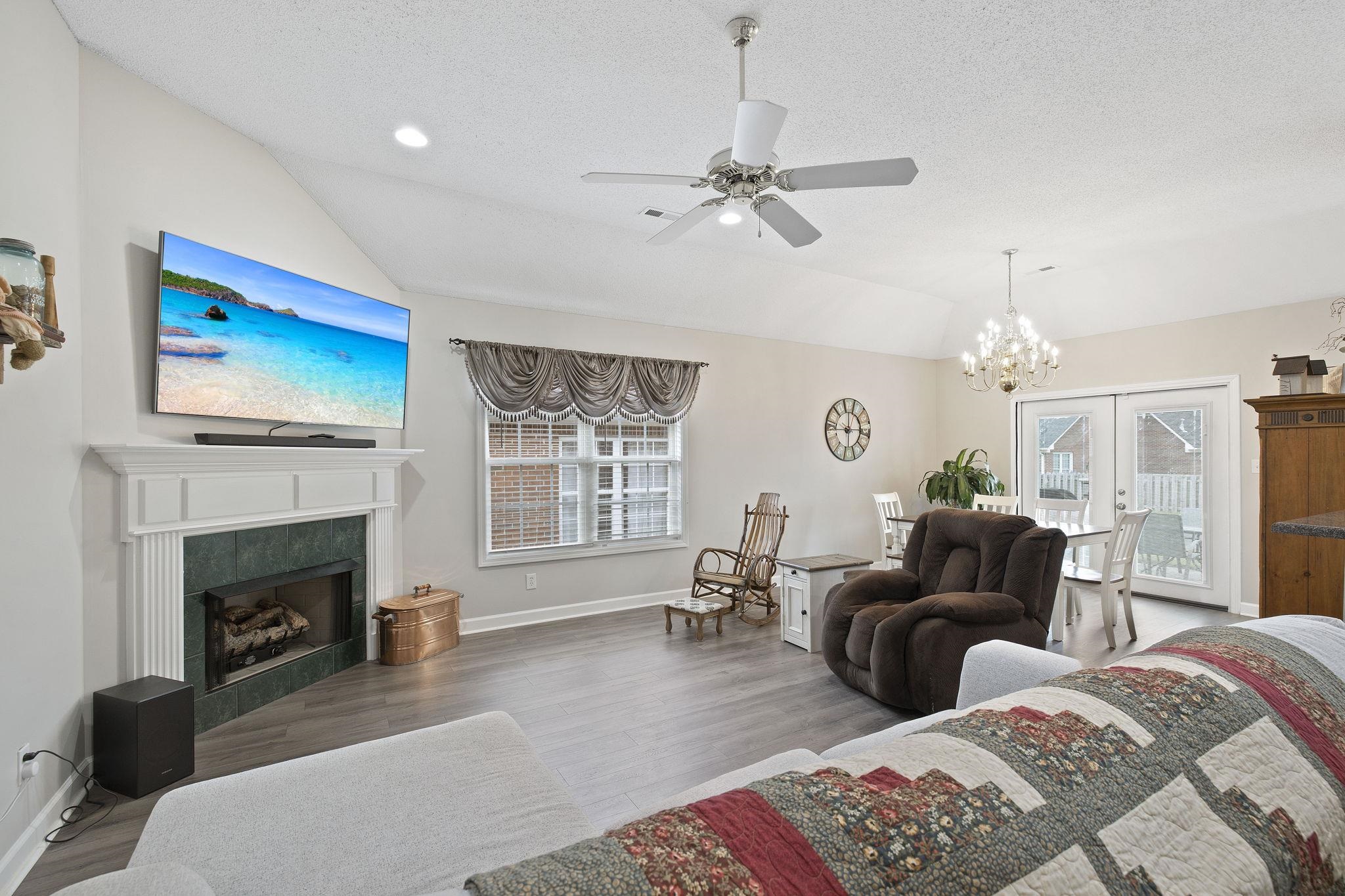 436 Rambling Rose Way Moore, SC 29369 - Photo 2 of 34