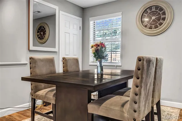 $189,000 | 9155 North Swan Circle, St. Louis, MO 63144