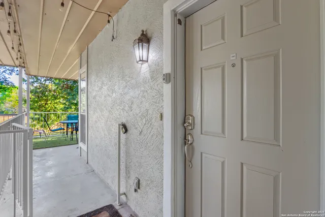 $369,000 | 730 East Mather Street, Unit 101, New Braunfels, TX 78130