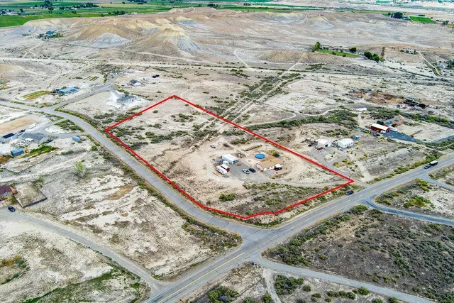 $415,000 | 716 Old Highway, Mack, CO 81525