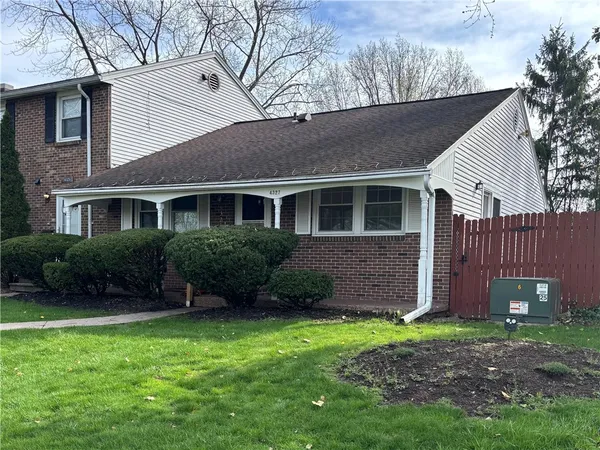 $209,900 | 4327 Belmont Drive, Clay, NY 13090