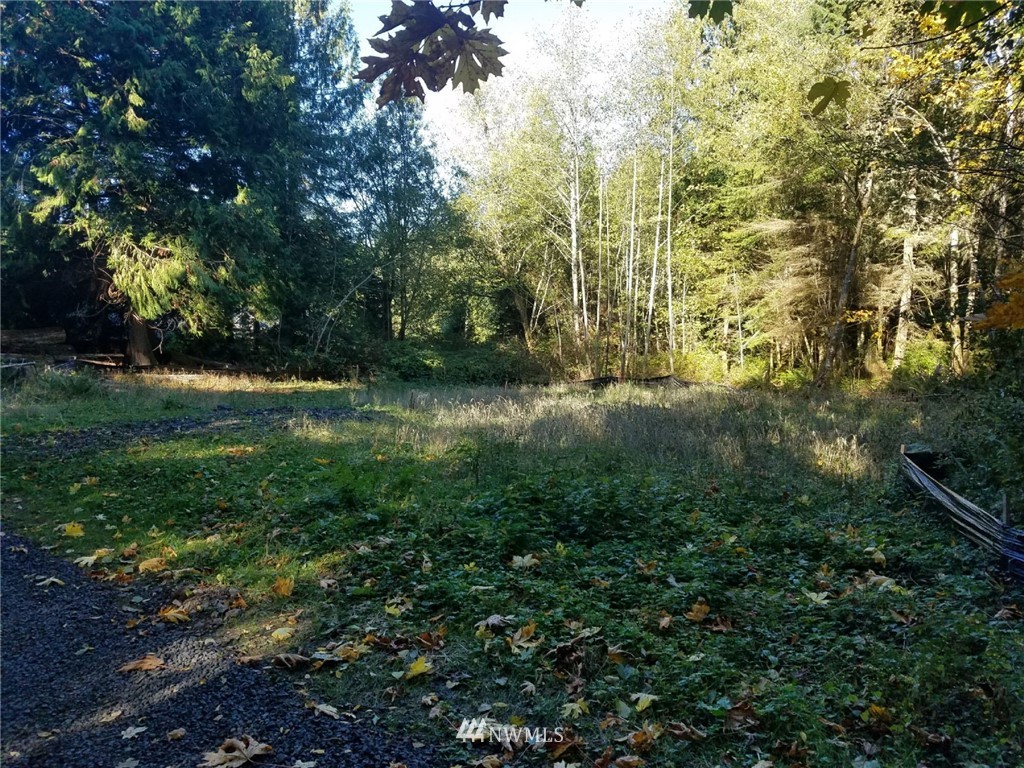 8925 Southeast View Park Road Port Orchard, WA 98367 - Photo 5 of 7 Gallery Image 5