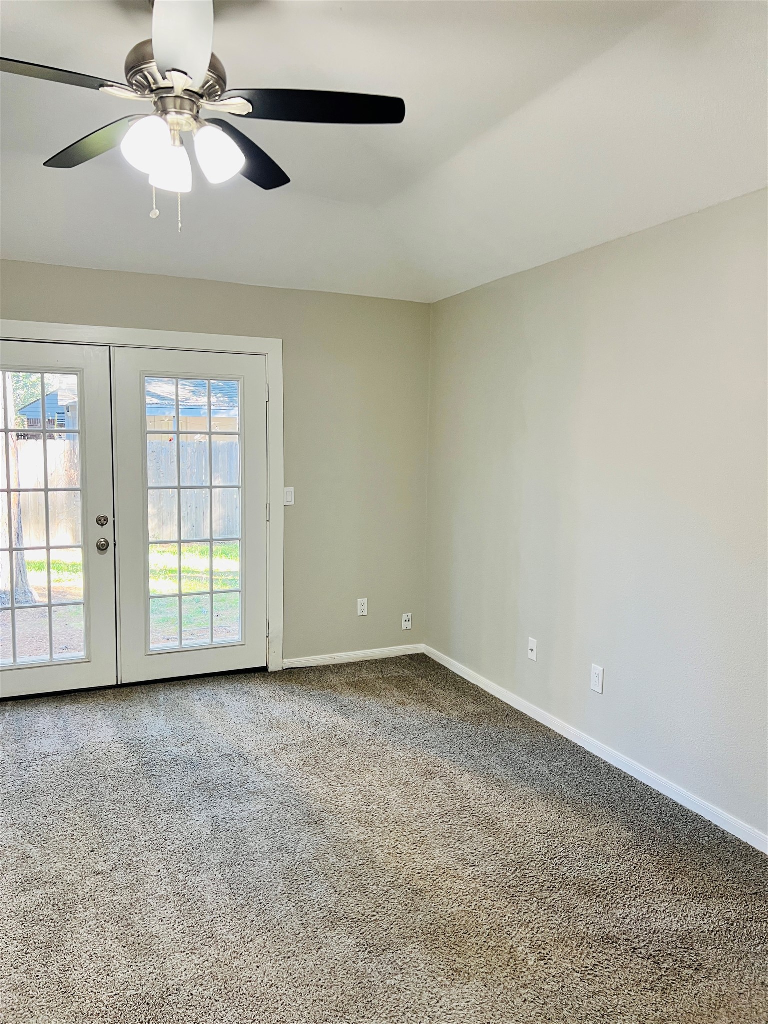 75 East Village Knoll Circle Spring, TX 77381 - Photo 21 of 33 a view of an empty room with a window