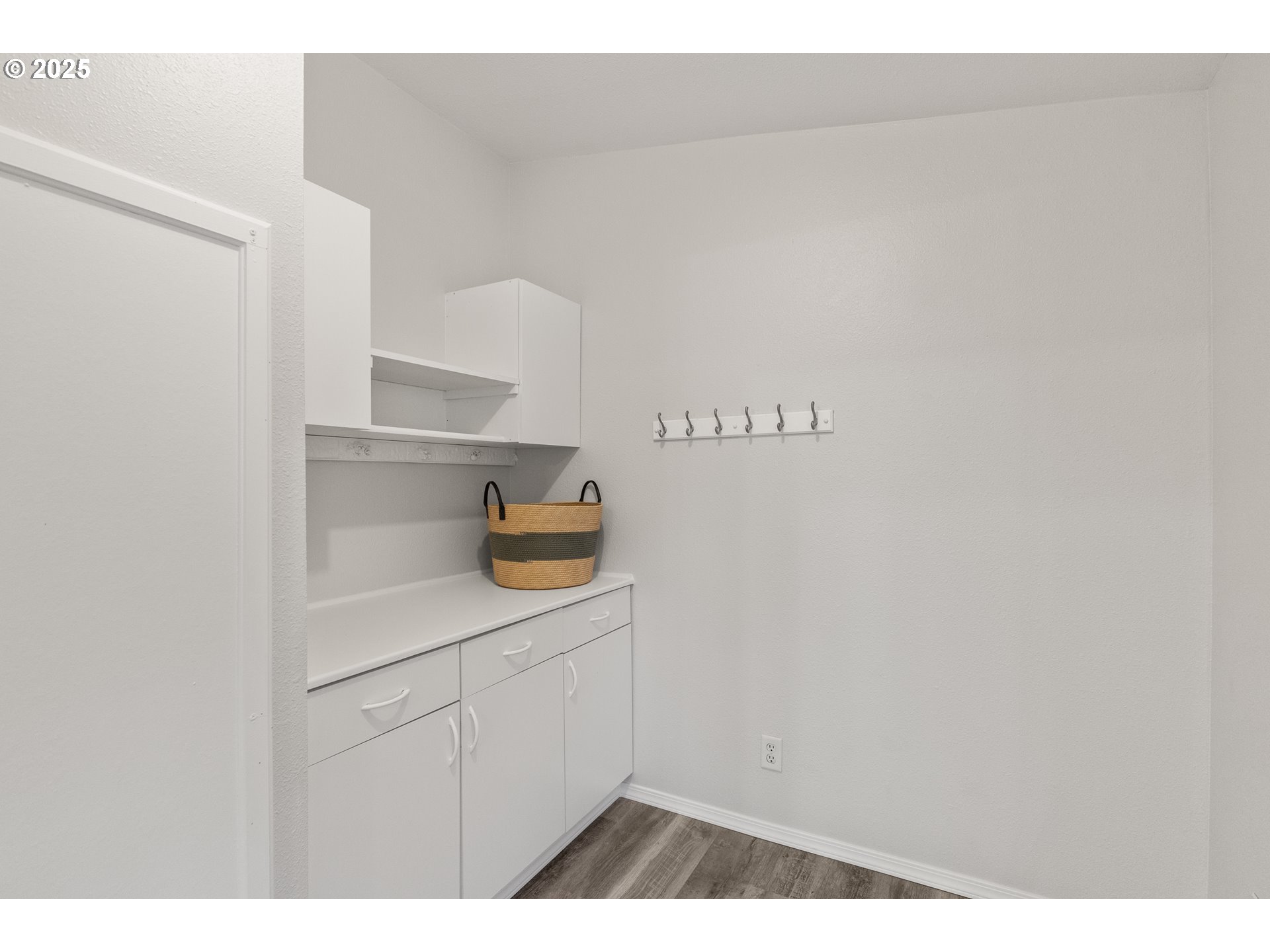 20191 Highway 42 Myrtle Point, OR 97458 - Photo 17 of 41 a view of storage and utility room