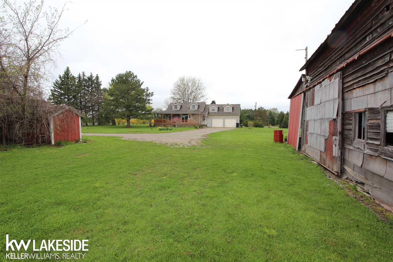 14980 Foley Road Capac, MI 48014 - Photo 34 of 38 31371319-33.JPG