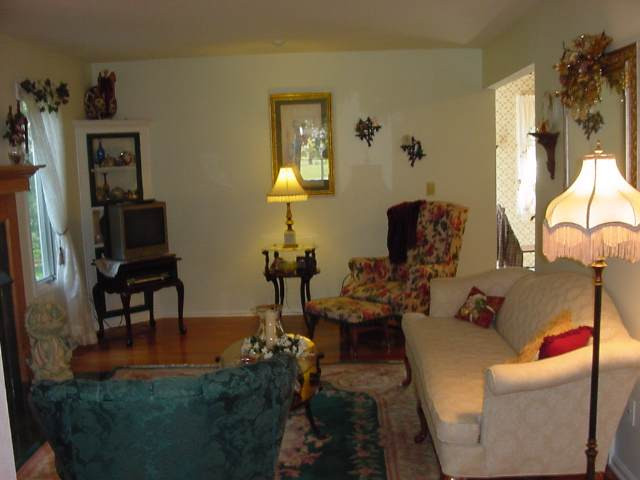 2030 Rosedale Way Guilderland, NY 12303 - Photo 8 of 11 Photo 8