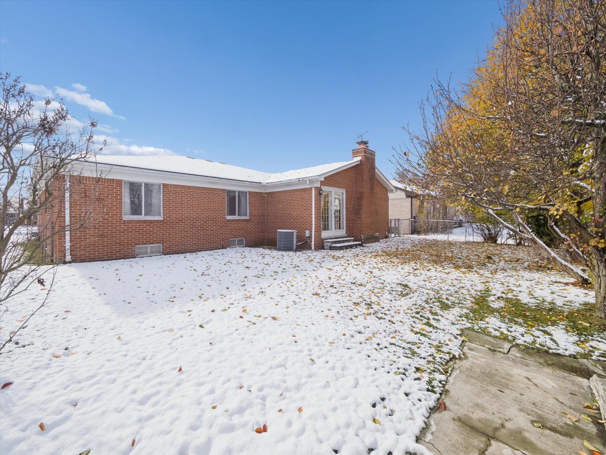 17997 Autumn Lane Macomb, MI 48044 - Photo 47 of 50 50194231-fd8d83fb-5d7b-4902-b30e-635cf286083d.JPG
