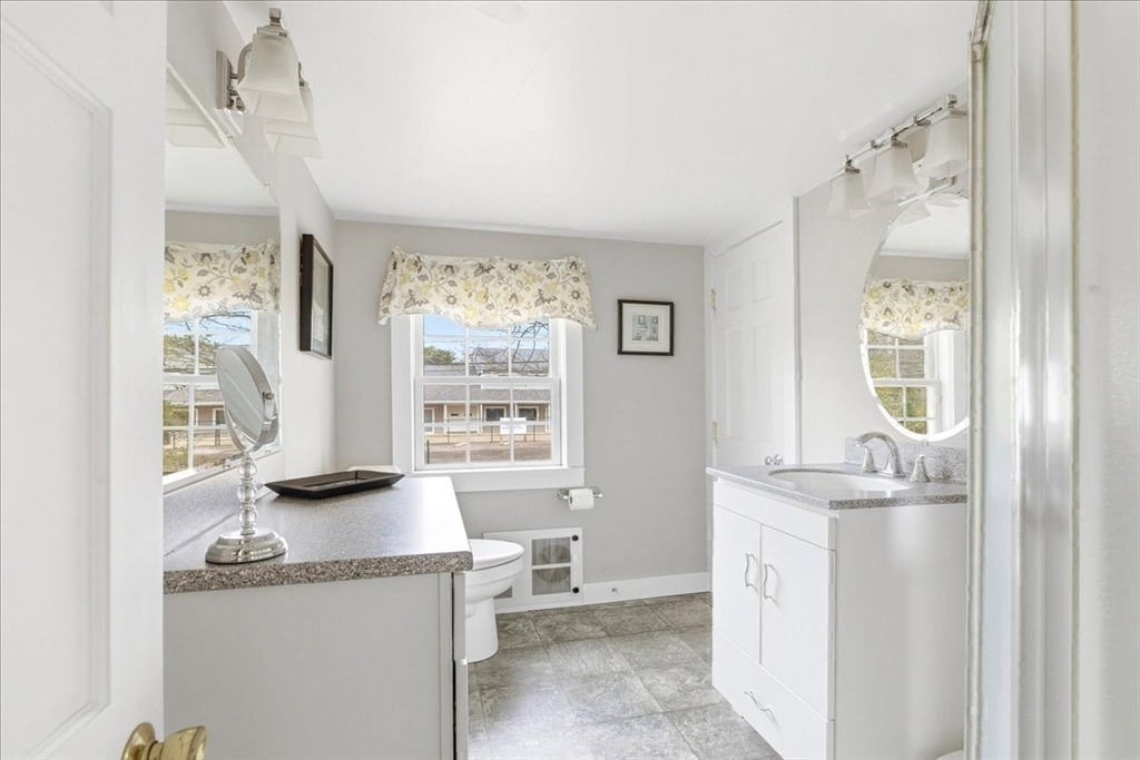 64 Wapping Road Kingston, MA 02364 - Photo 28 of 42