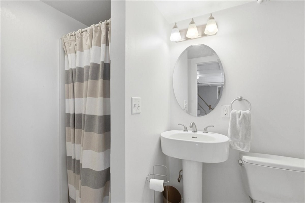 64 Wapping Road Kingston, MA 02364 - Photo 32 of 42