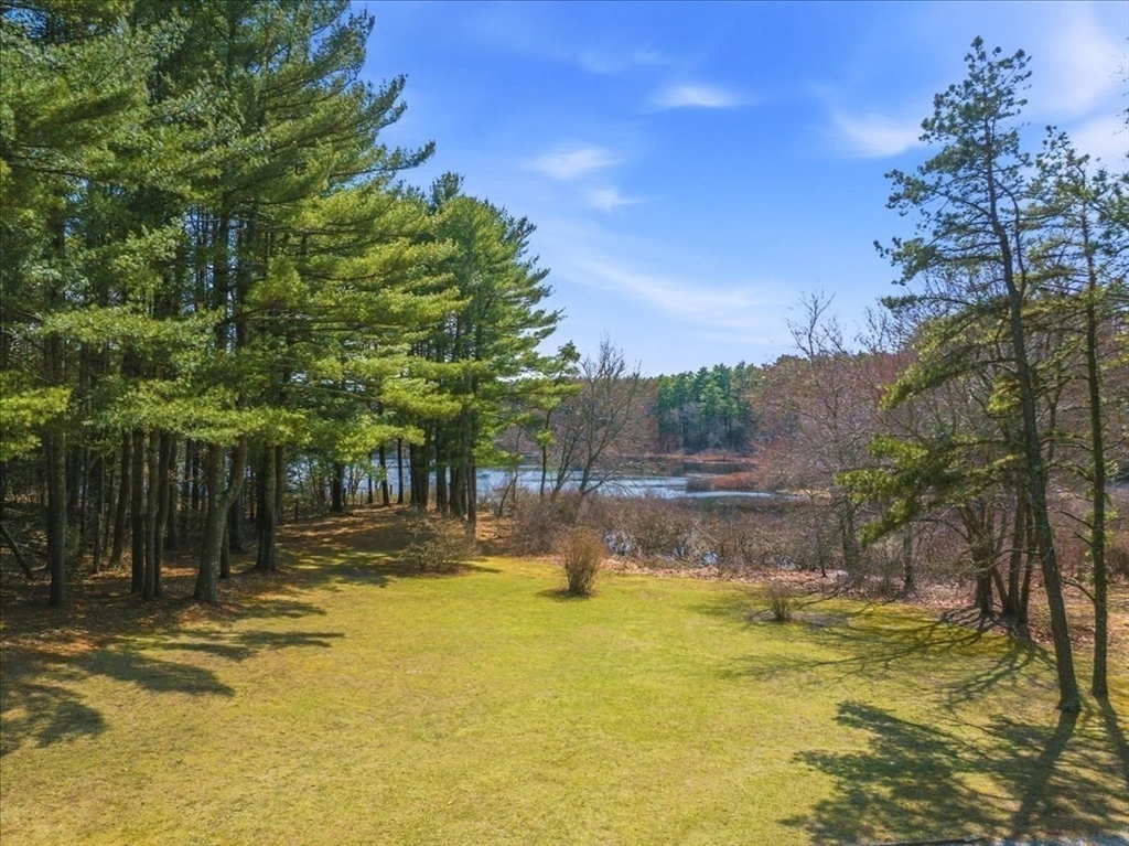 64 Wapping Road Kingston, MA 02364 - Photo 5 of 42