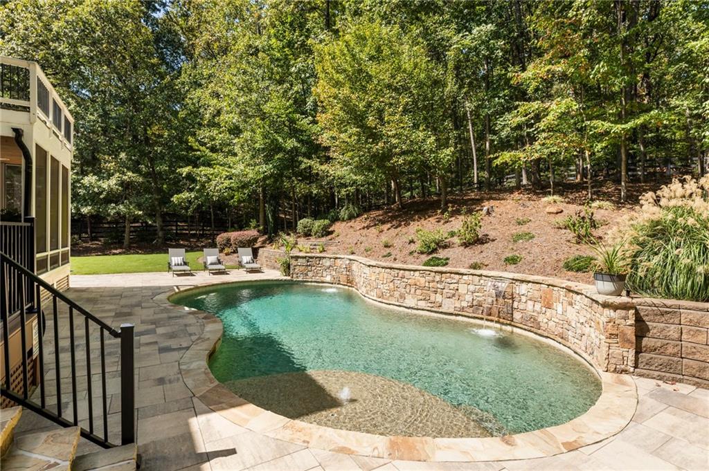 950 Post Oak Cl Milton, GA 30004 - Photo 14 of 19