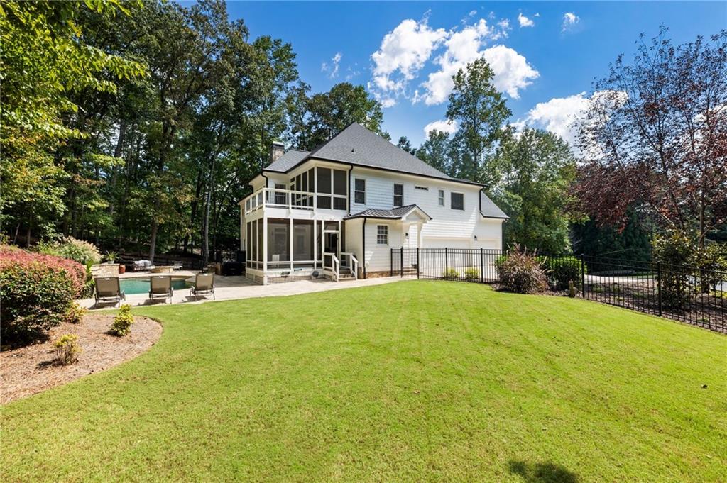 950 Post Oak Cl Milton, GA 30004 - Photo 10 of 19