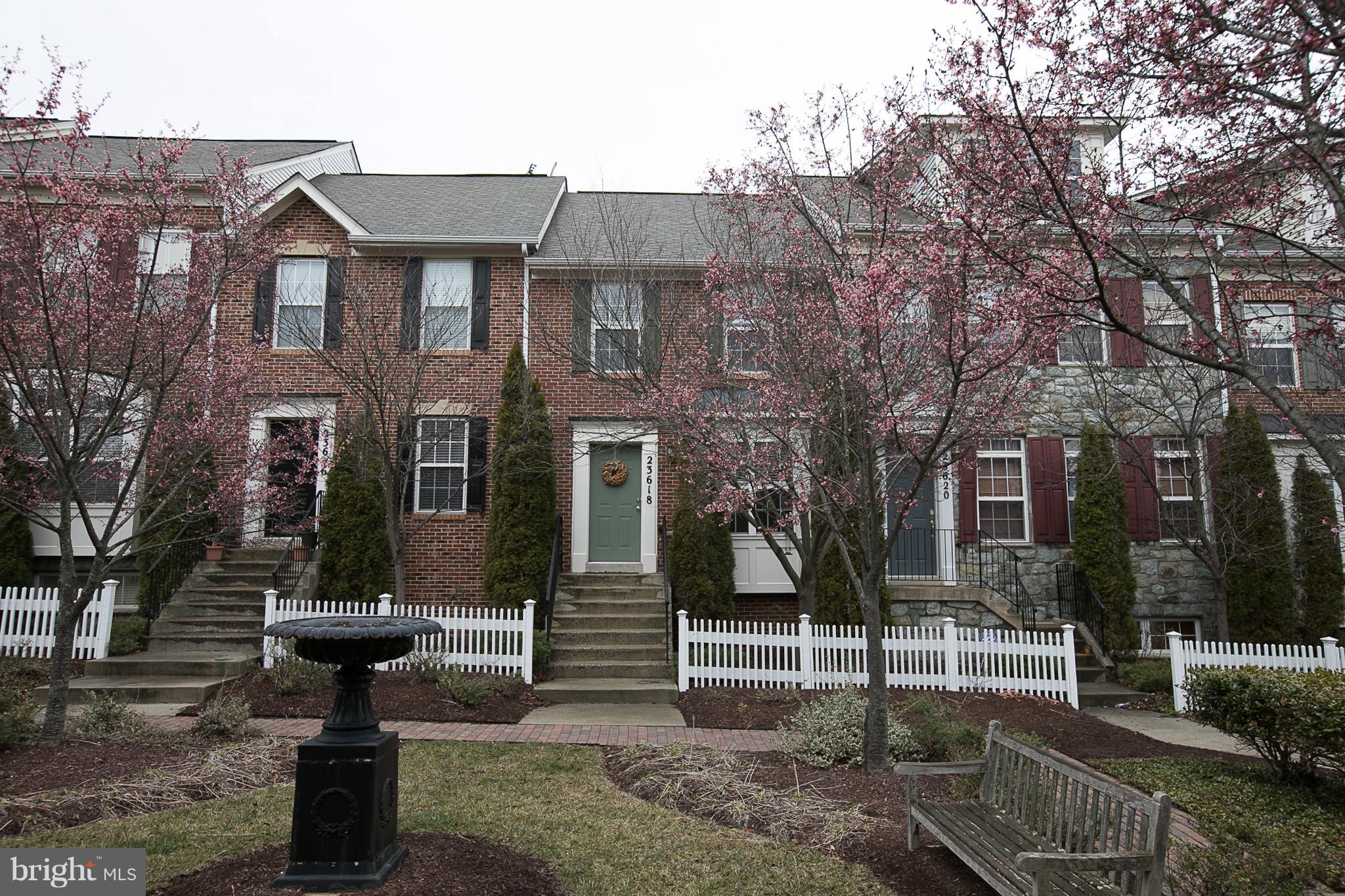 Exterior (Front)