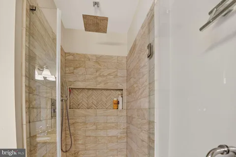 $975,000 | 917 Rolfe Place, Alexandria, VA 22314