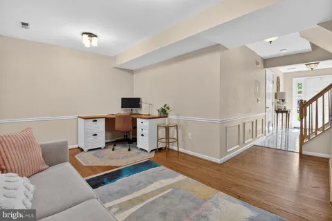 $975,000 | 917 Rolfe Place, Alexandria, VA 22314