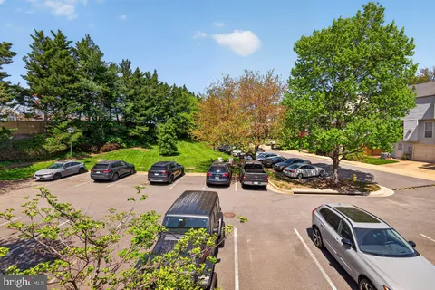 $975,000 | 917 Rolfe Place, Alexandria, VA 22314