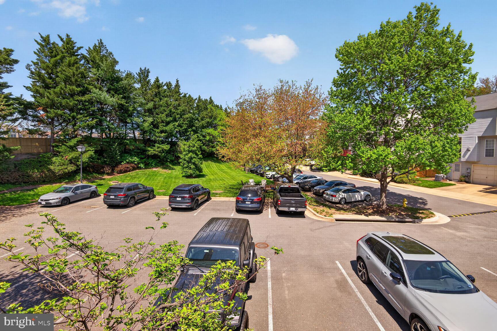 917 Rolfe Place Alexandria, VA 22314 - Photo 28 of 34 an outdoor space with patio