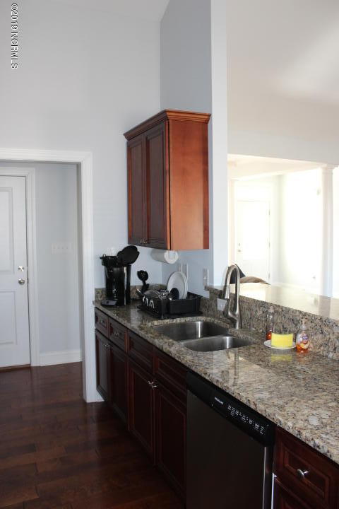 503 Diamond Ridge Court Hubert, NC 28539 - Photo 14 of 36 Kitchen