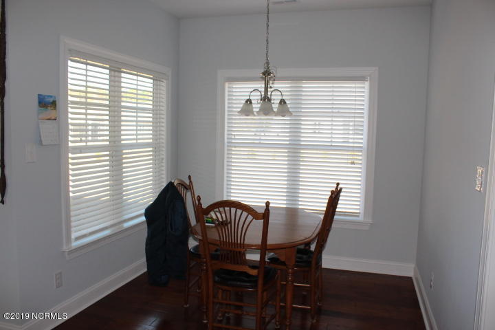 503 Diamond Ridge Court Hubert, NC 28539 - Photo 10 of 36 Breakfast nook