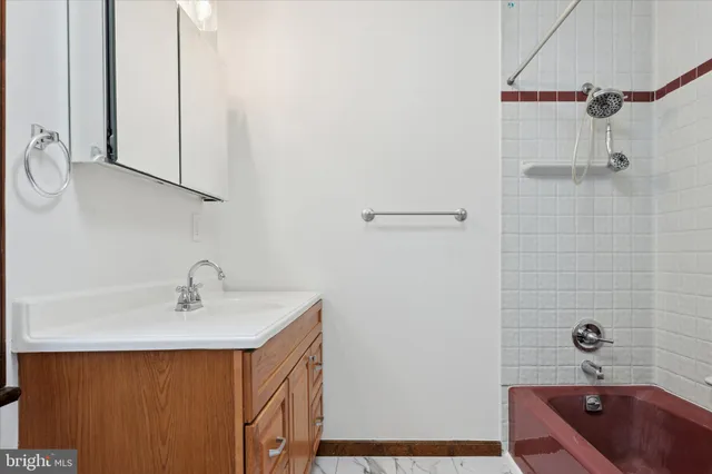 $1,575 | 2972 Richmond Street, Philadelphia, PA 19134