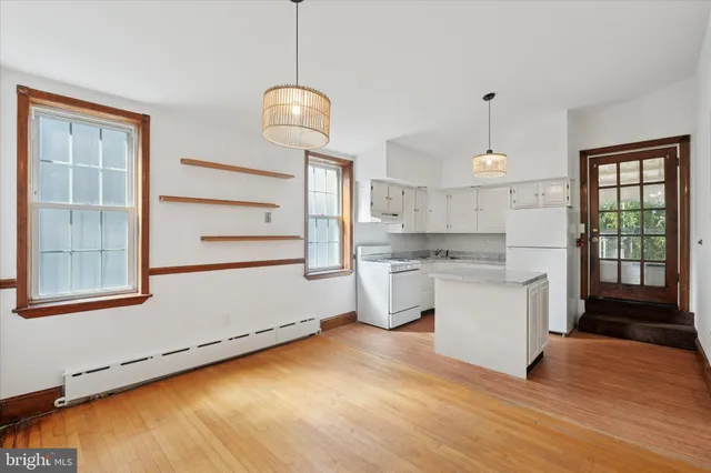 $1,575 | 2972 Richmond Street, Philadelphia, PA 19134