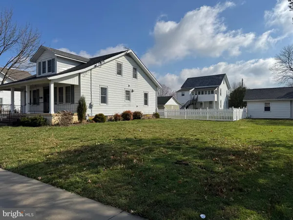 $2,100 | 23 Addison Street, Oxford, PA 19363