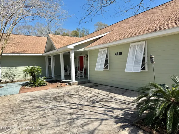 $376,000 | 4818 Oakwood Street, Moss Point, MS 39563