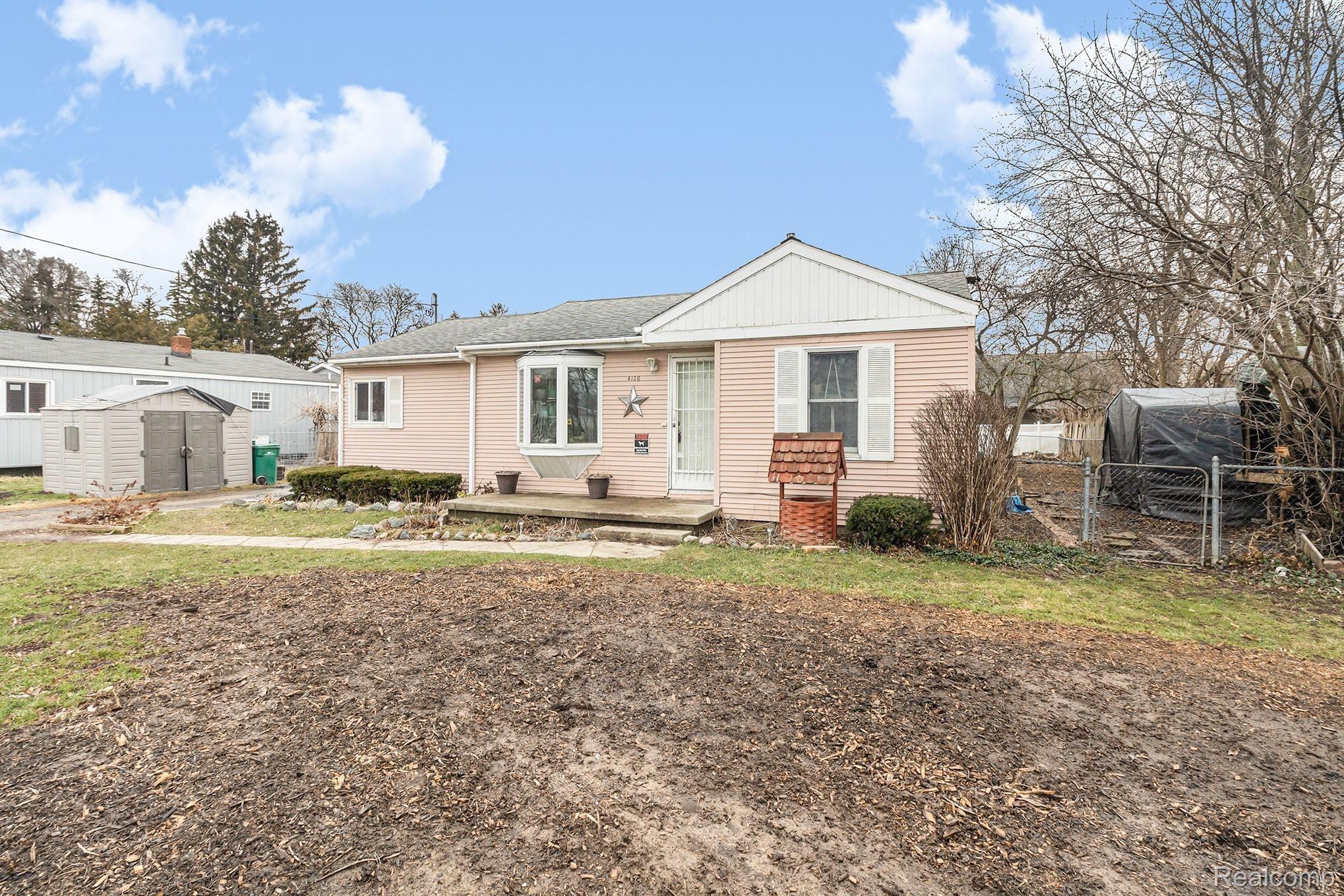 4136 Beryl Road Flint, MI 48504 - Photo 16 of 20 IMG_6089.jpg