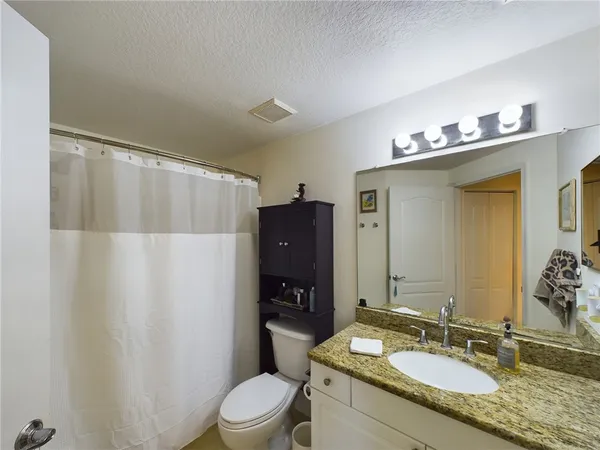 $1,550 | 5060 Fairways Circle, Unit F303, Vero Beach, FL 32967