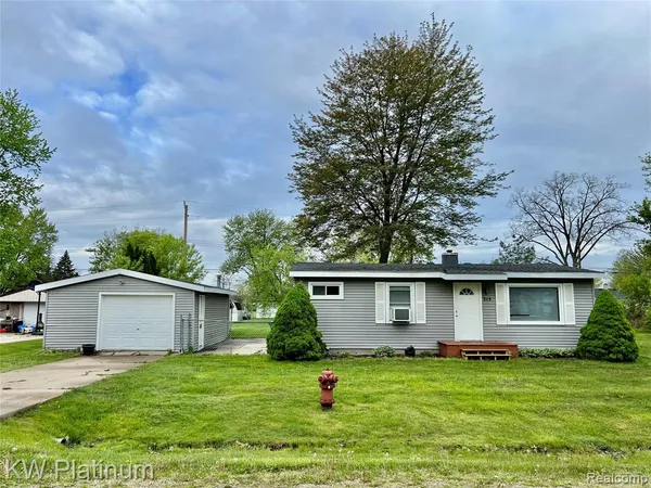 $1,350 | 315 Garfield Avenue, Smiths Creek, MI 48074