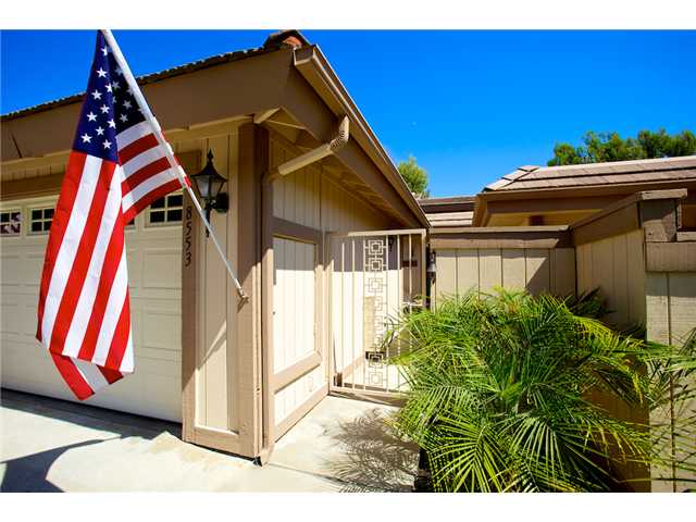 8553 Circle R Valley Lane Escondido, CA 92026 - Photo 3 of 25 Gallery Image 3
