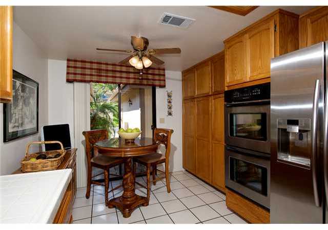 8553 Circle R Valley Lane Escondido, CA 92026 - Photo 5 of 25 Gallery Image 5