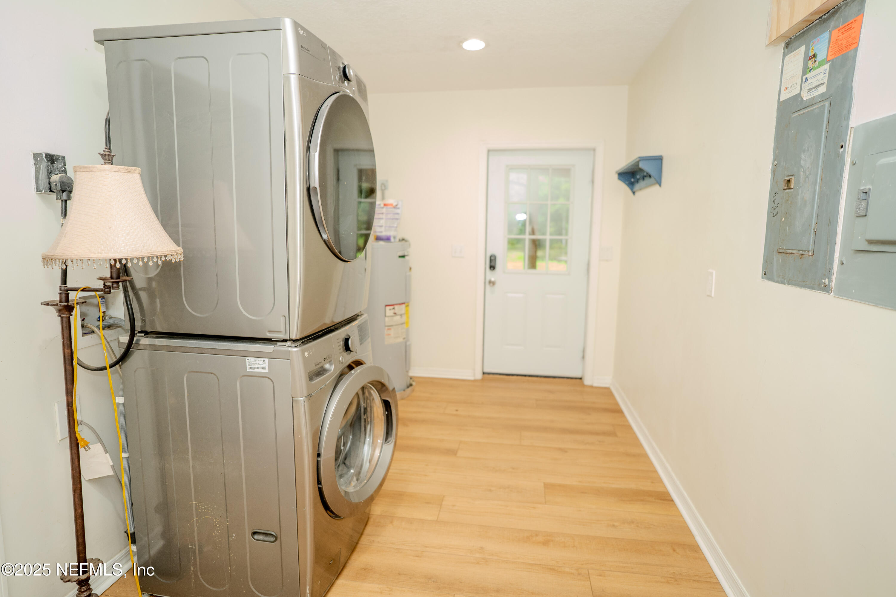 3098 Pacetti Road, Unit I St. Augustine, FL 32092 - Photo 17 of 29 a view of bathroom with a shower and mirror