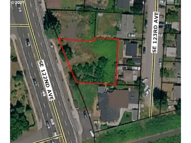 $199,900 | 5716 Southeast 122nd Avenue, Portland, OR 97236