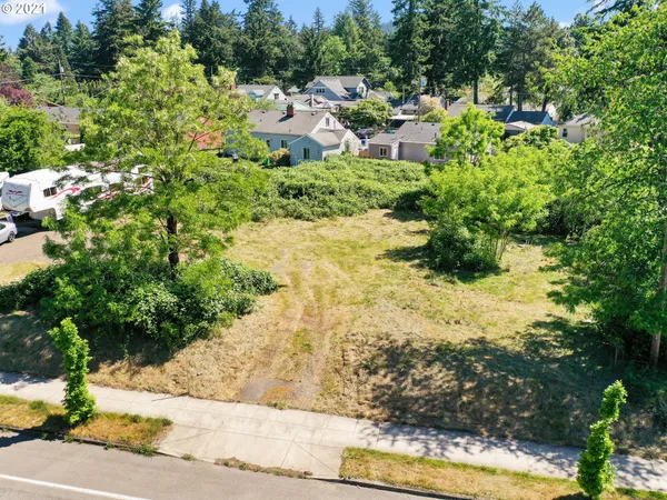 $199,900 | 5716 Southeast 122nd Avenue, Portland, OR 97236