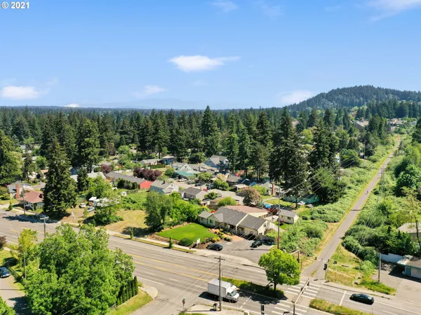 $199,900 | 5716 Southeast 122nd Avenue, Portland, OR 97236