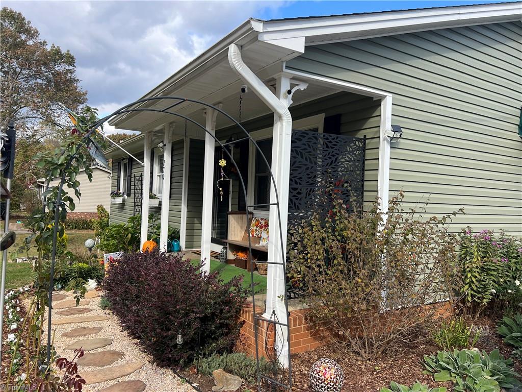 270 Mt Pleasant Church Road State Road, NC 28676 - Photo 11 of 37