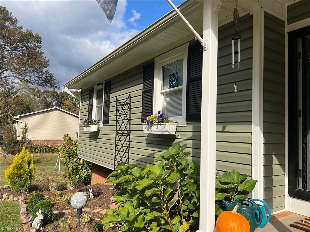 270 Mt Pleasant Church Road State Road, NC 28676 - Photo 2 of 37