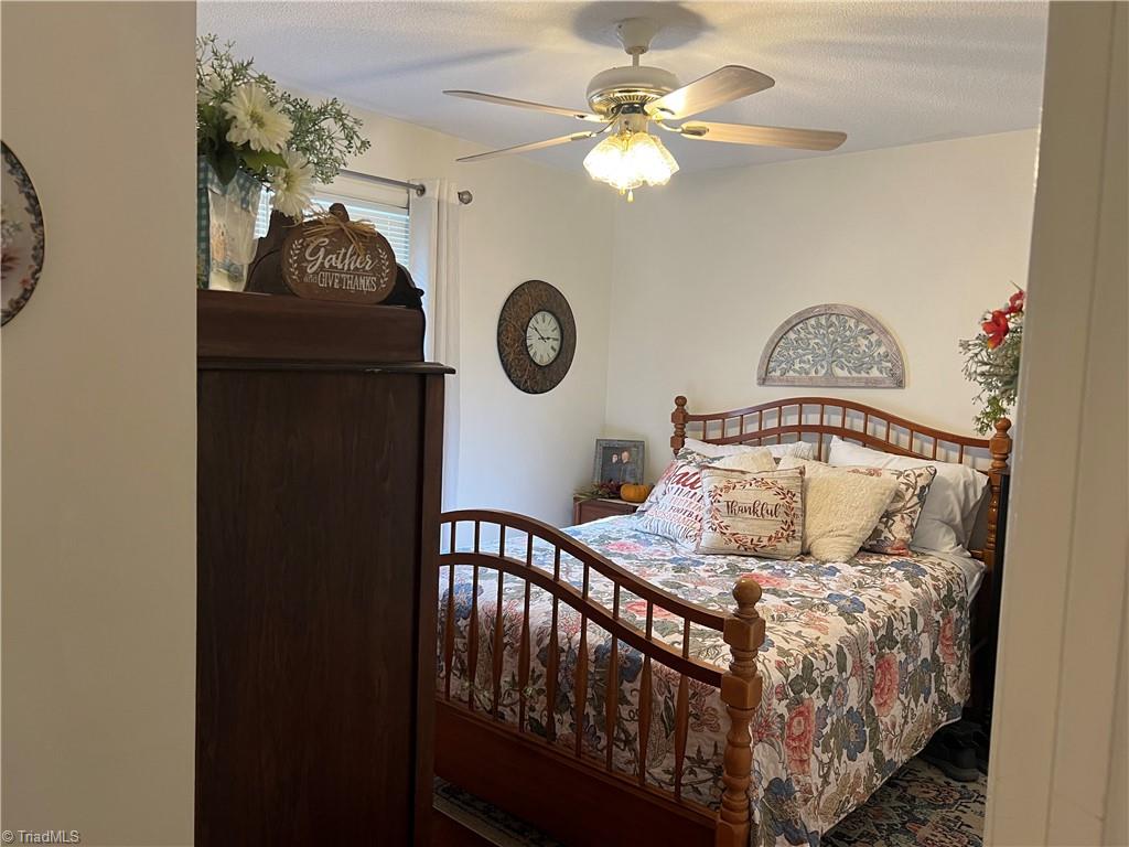 270 Mt Pleasant Church Road State Road, NC 28676 - Photo 29 of 37