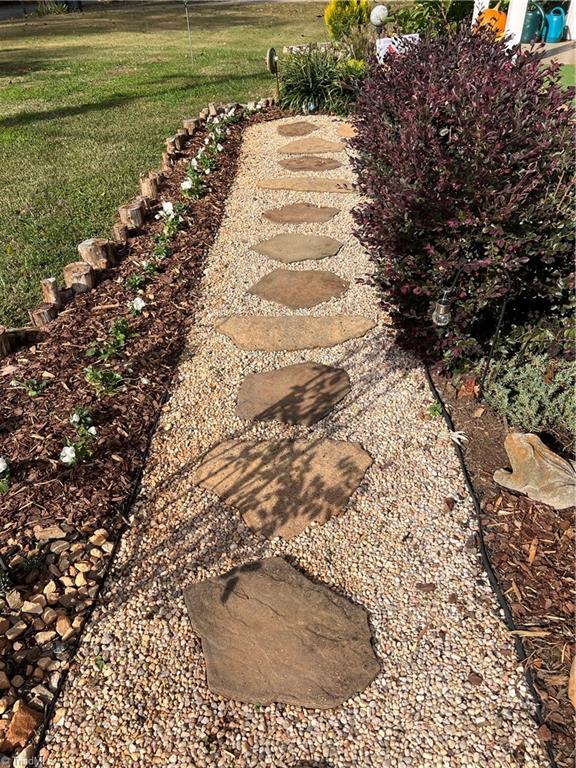 270 Mt Pleasant Church Road State Road, NC 28676 - Photo 4 of 37